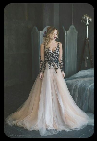 A Line Lace Appliques Beach Boho Wedding Dress Bridal Gown Wedding Gown