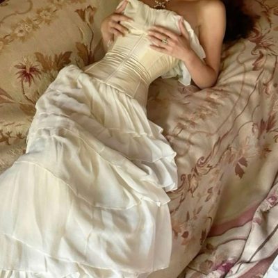 Sheath strapless modest chiffon sleeveless ivory prom dresses