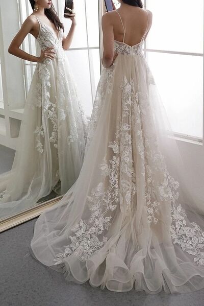 Deep V-neck Appliques Lace Bridal Gown Wedding Dress