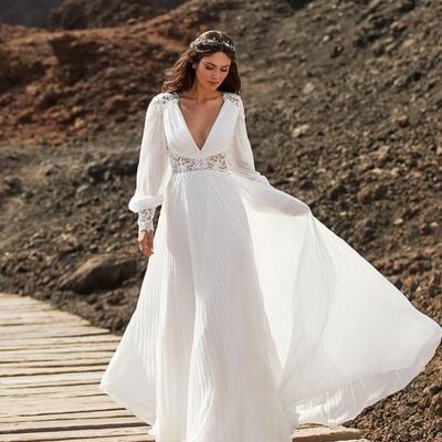 Simple a line deep v-neck long sleeve chiffon wedding dress bridal gown wedding gown