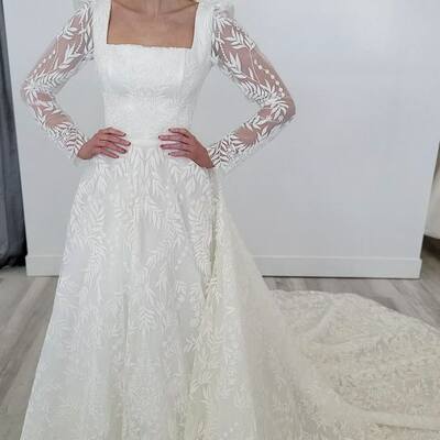 Luxury ball gown tulle lace appliques wedding dress bridal gown wedding gown