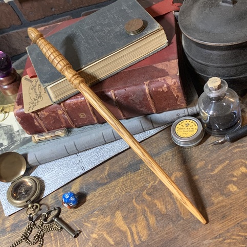 Red Oak Wand 12 3/4th inch