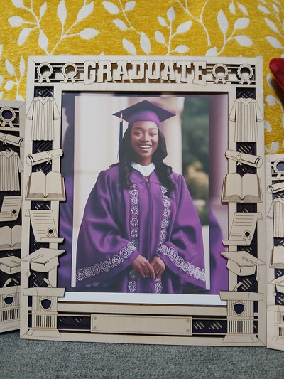 #312 8x10 Graduation Picture Frame