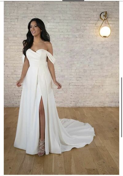Simple Sheath Off the Shoulder Wedding Dress Bridal Gown Wedding Gown