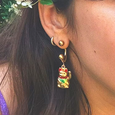 *free shipping*maneki-neko earrings