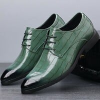 Embossed pointed toe business casual men's lace-up shoes - Thumbnail 5