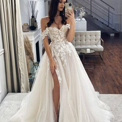  a-line off the shoulder appliques tulle wedding dress bridal gown wedding gown