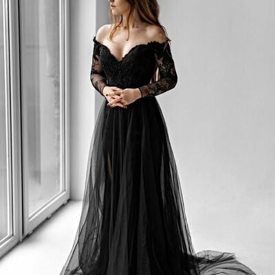 Simple a line black lace wedding dress bridal gown wedding gown