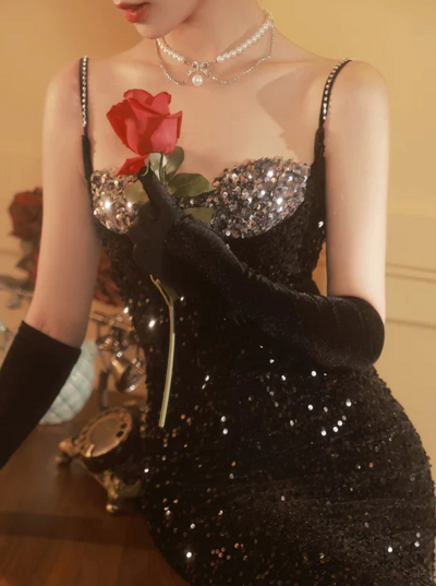 Modest Spaghetti Straps Black Sequin Long Prom Dresses