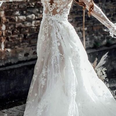 A-line sexy appliques wedding gown, tulle bridal gown wedding dress - Thumbnail 1