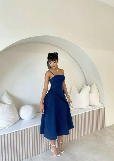 Spaghetti Straps Blue Sleeveless Tea Length Prom Dresses