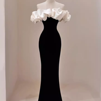 Gorgeous off the shoulder sheath black prom dresses