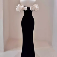 Gorgeous Off The Shoulder Sheath Black Prom Dresses - Thumbnail 2