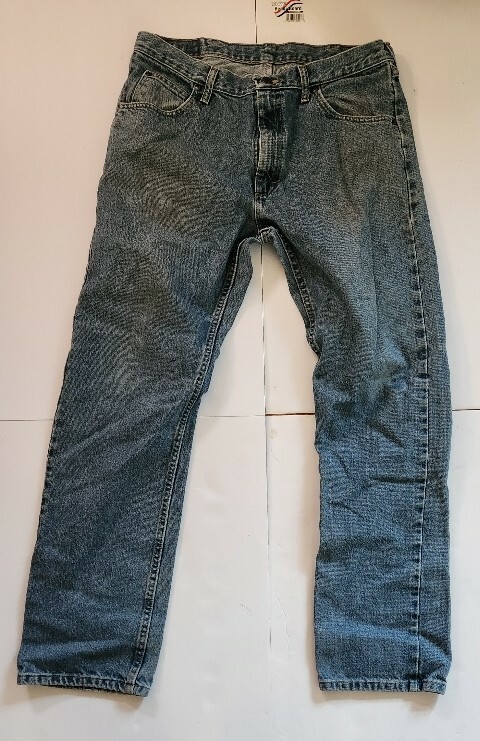 Men's Wrangler Blue Jeans 34x32