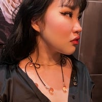 Invisible black bows Necklace - Thumbnail 4