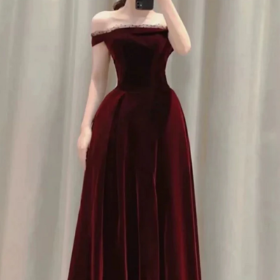 Elegant off the shoulder burgundy velvet prom dresses