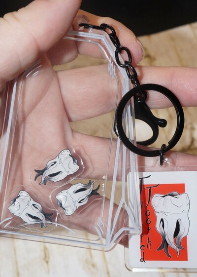 Twisted Tooth Shaker Charms