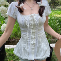 Heavy lace square neck patchwork slim fit pleated top - Thumbnail 4