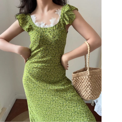 Small fresh stitching lace edge ruffle dress