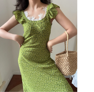 Small fresh stitching lace edge ruffle dress