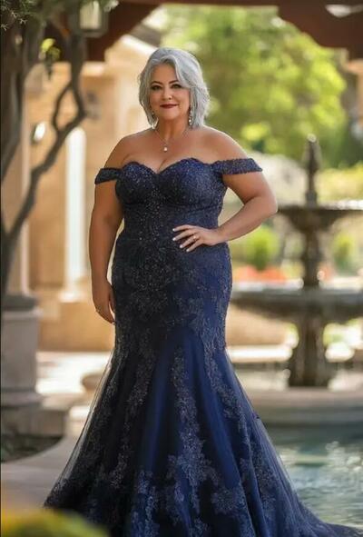 Plus Size Navy Blue Mermaid Lace Appliques Mother of the Bride/Groom Dress Evening Formal Dress