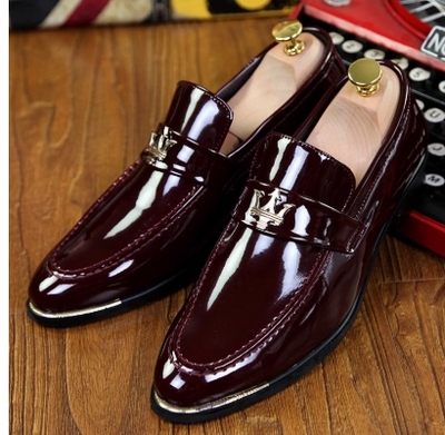 Pointed leather shoes for men slip-on hairstylist fashion shoes 2 colors