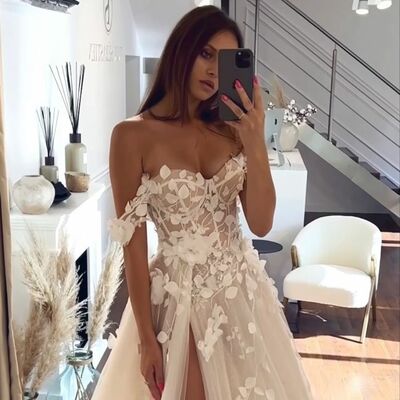 Simple a line off the shoulder lace appliques beach boho wedding dress bridal gowns
