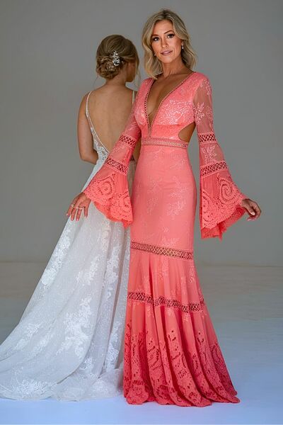 Elegant Watermelon Mermaid Lace Long Sleeve Mother of the Bride/Groom Dress Evening Formal Dress