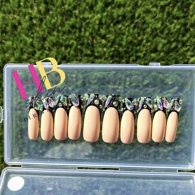 Bling baby , press on nails ( reusable) size m nail 