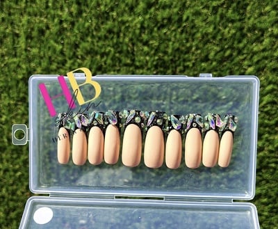 Bling Baby , Press on Nails ( REUSABLE) Size M Nail 