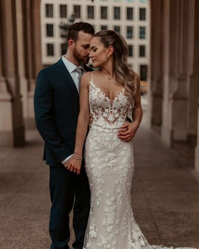 Sexy Off the Shoulder Wedding Gown, Appliques Tulle Bridal Gown Wedding Dress