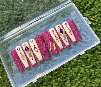 Pretty ! Press On Nails (REUSABLE) Size M & S 