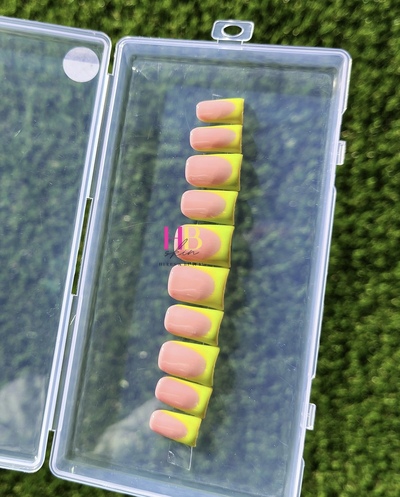 Lime Green Duckies!  (REUSABLE) Press On Nails, Size Small 