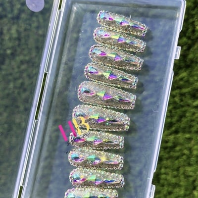 Money girl ! (reusable) press on nails size m , s, l