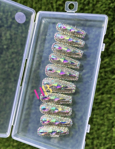 Money Girl ! (REUSABLE) Press On Nails Size M , S, L