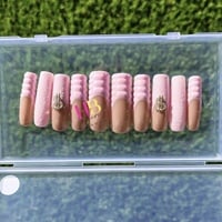 Money Pink ! (REUSABLE). Press On Nails , Size M & S  - Thumbnail 2