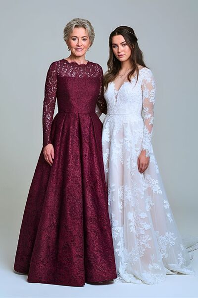 Elegant Wine Red Mermaid Lace Mother of the Bride/Groom Dress Evening Formal Dress