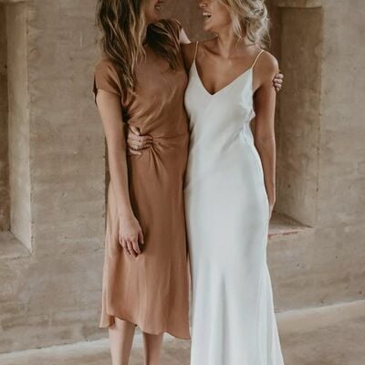 Sexy deep v-neck beach bohemia wedding dress bridal gown wedding gown