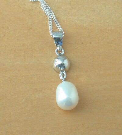 925 White Fresh Water Pearl Pendant & 18" Sterling Silver Chain/Pearl Jewellery/Pearl Jewelry/White Pearl Necklace/June Birthstone