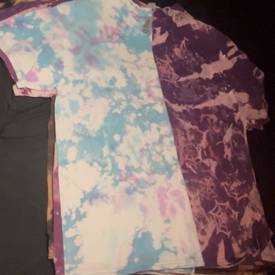 Split tie-dye tee 