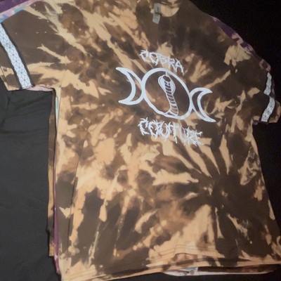 Cobra couture reflective logo anti-dye tee