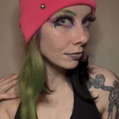 Pink beanie with clips and chain