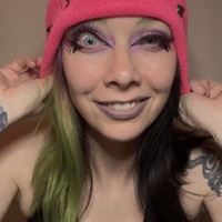 Pink Beanie with clips and chain - Thumbnail 2