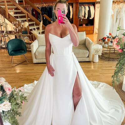 Simple off the shoulder satin beach bohemia wedding dress bridal gown wedding gown
