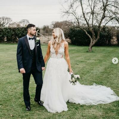 Elegant ball gown lace appliques tulle wedding dress bridal gowns wedding gown