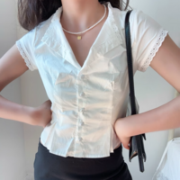 Vintage round neck lace top with small flying sleeves - Thumbnail 1