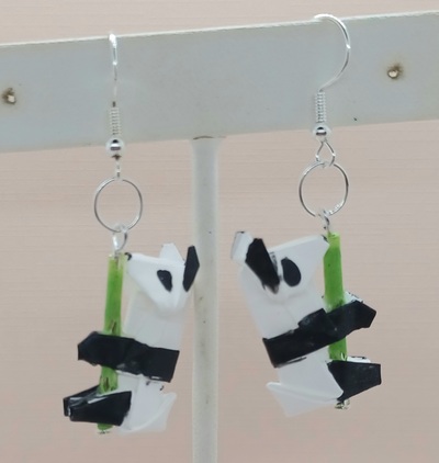 Origami Panda earrings: Bamboo