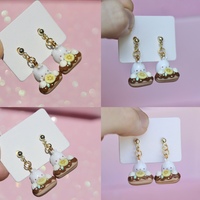 Molang Eclair earrings - Thumbnail 1