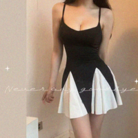 Sexy contrast color stitching halter back dress - Thumbnail 3
