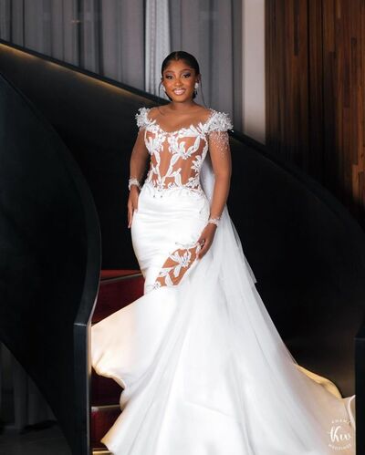 Luxury Wedding Dress,  African Girl Appliques Beaded Wedding Dress Bridal Gown